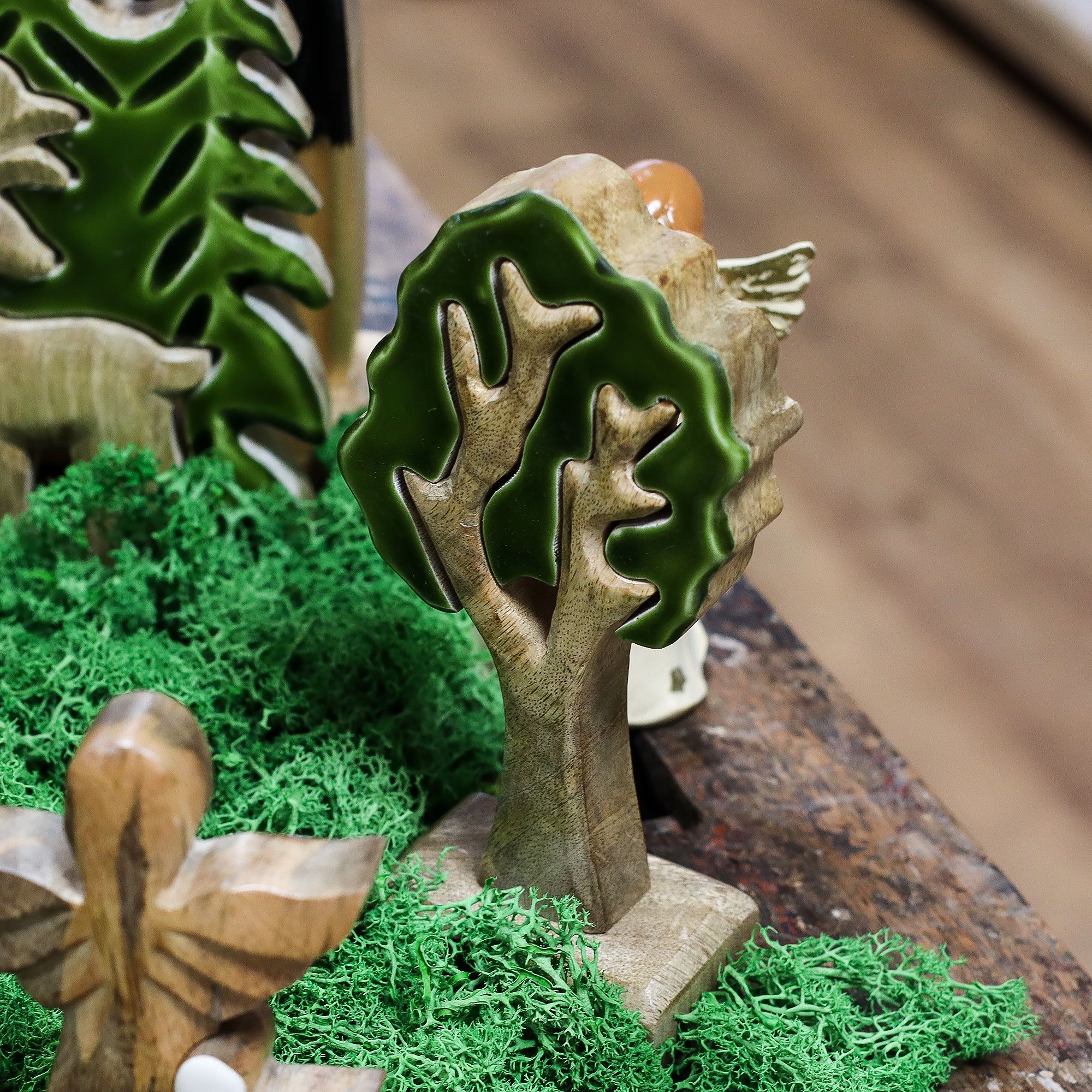Perdido en el bosque - Decoración de madera 3D de un solo árbol - 20x10cm - Imagen 4